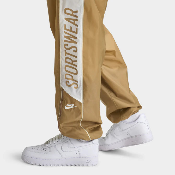Nike Club Woven Joggers Loose Fit