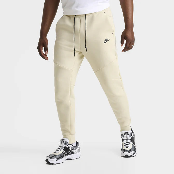 Nike Tech Fleece Joggers Light Khaki