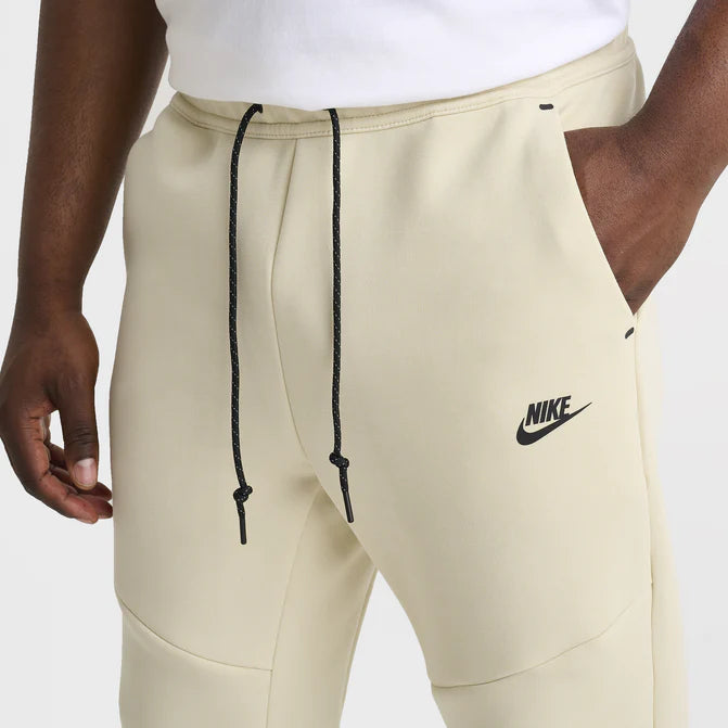 Nike Tech Fleece Joggers Light Khaki